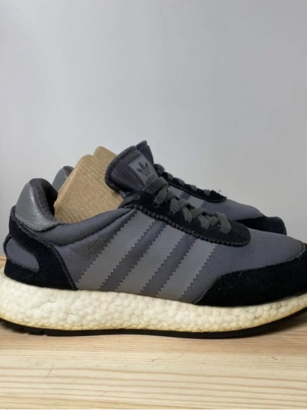 Adidas Originals Sneakers Running Shoes D97353 Black/Gray Women’s Size 7.5
